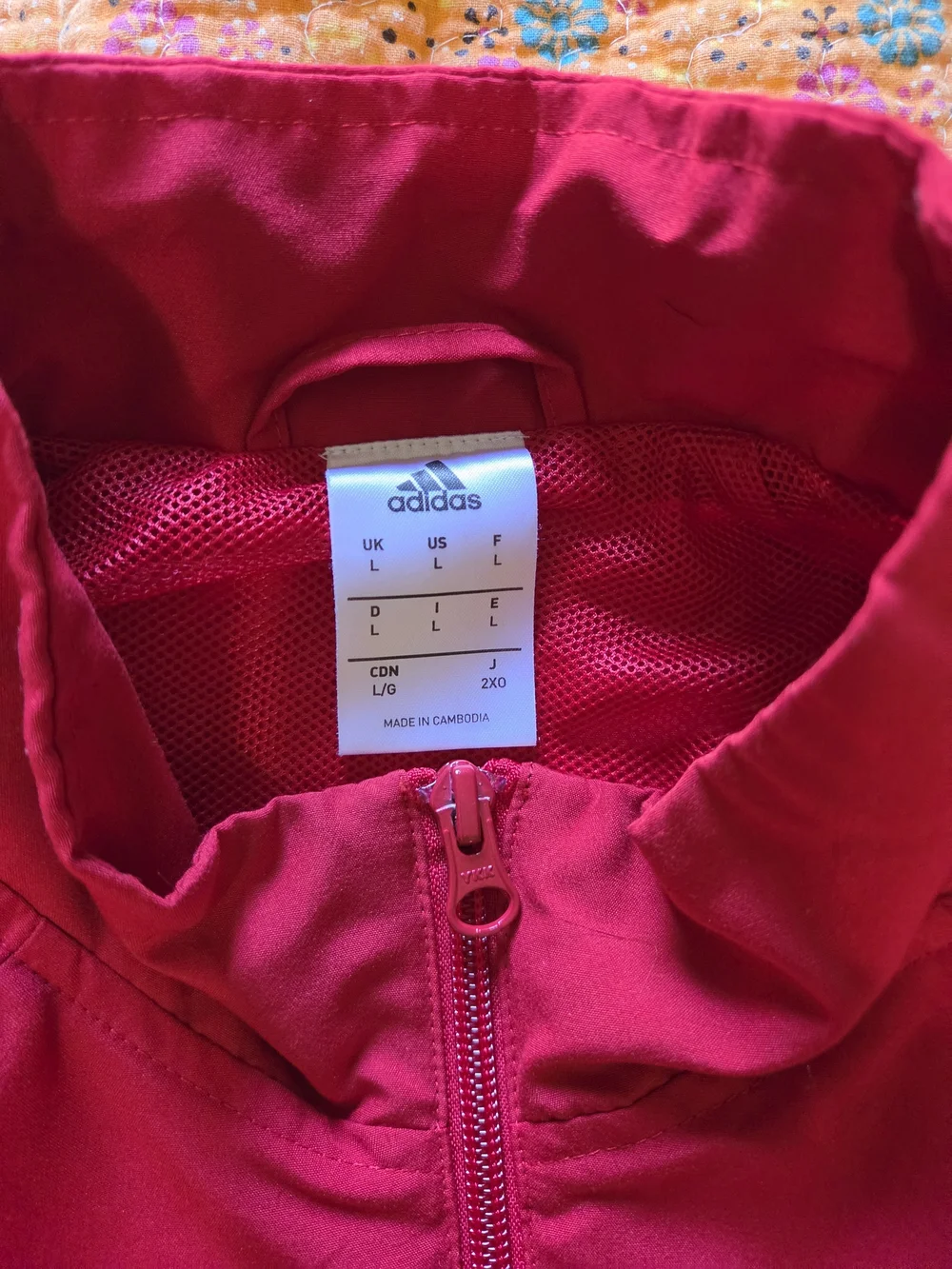 adidas Men’s Red Full-Zip Windbreaker Jacket L